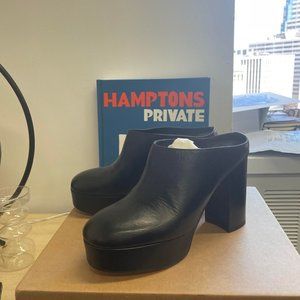 Alohas SABOT CLOCK OUT